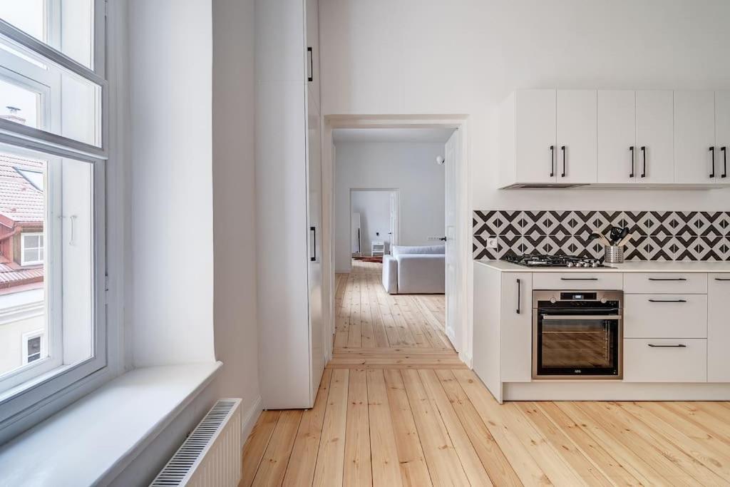 Spacious 2-Bedroom Flat In Old Town By Urban Rent VNO Exterior foto