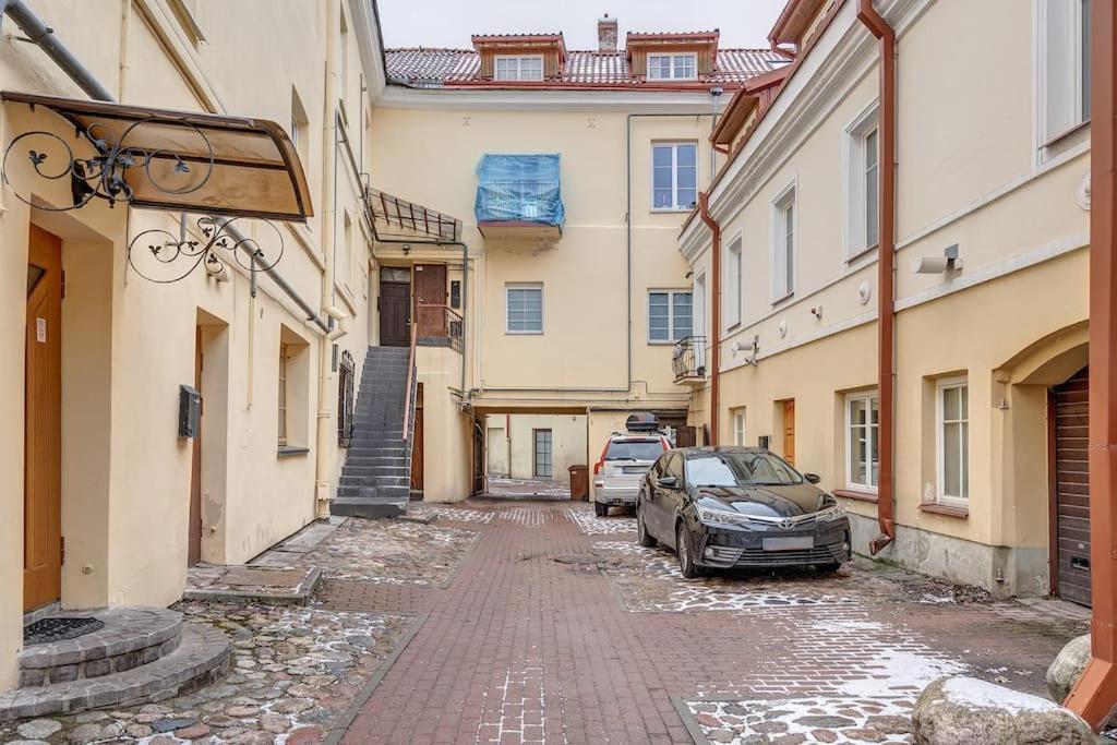 Spacious 2-Bedroom Flat In Old Town By Urban Rent VNO Exterior foto