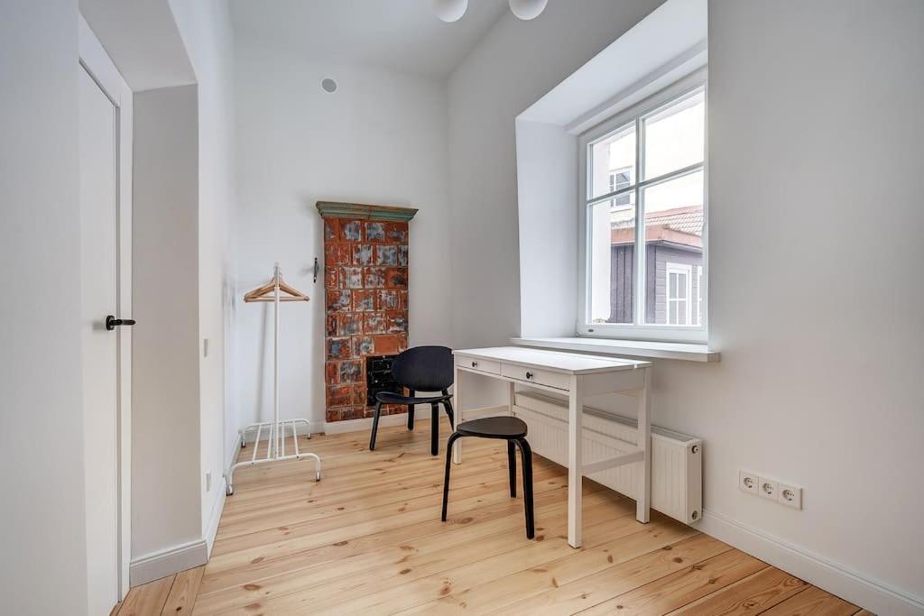 Spacious 2-Bedroom Flat In Old Town By Urban Rent VNO Exterior foto